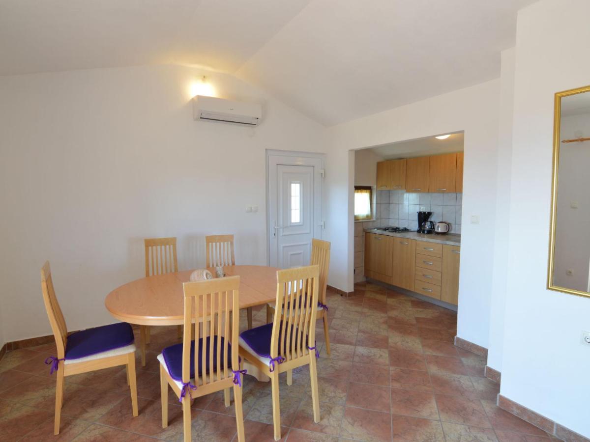 Holiday Home Basic - Tgr612 By Interhome Vinisce Exterior foto